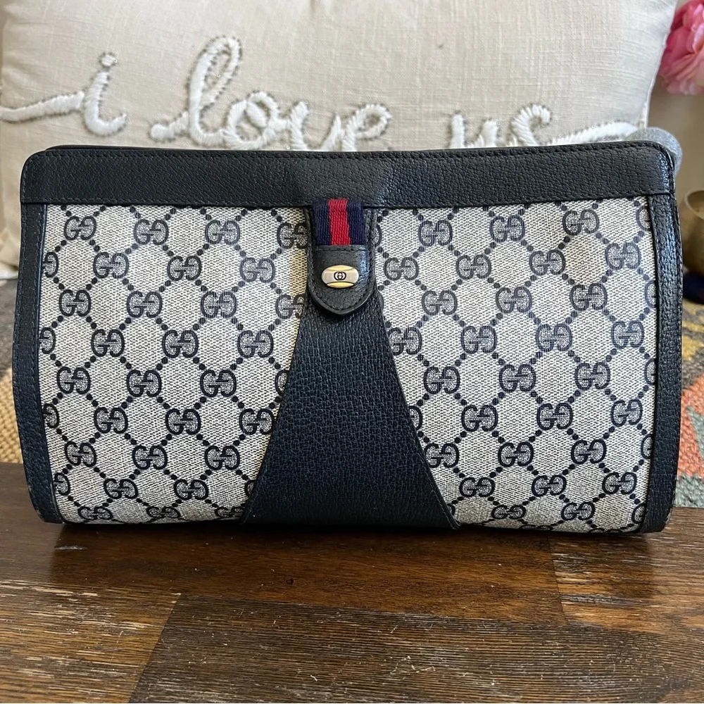 GUCCI Vintage Sherry Line Navy/Gary Monogram Clutch
